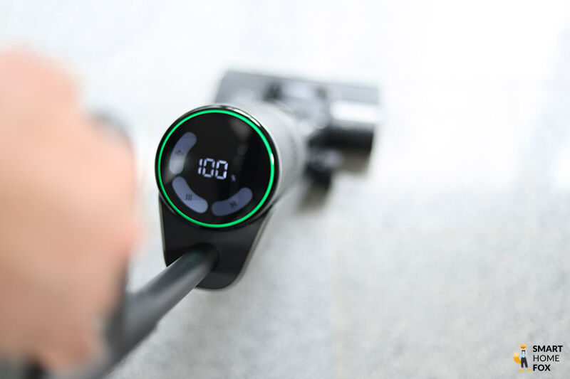 Das LED-Display des Dreame Wischsaugers